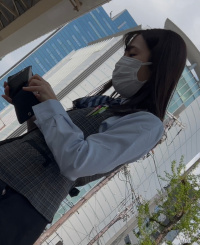 #3お姉さん達の生パン