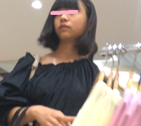 〇C風。可愛い姉妹がパンチラ。逆さ撮り。顔出し。