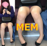 電車内パンチラ120；お姉さん、激ミニスカ、スト越しピンクパンティ