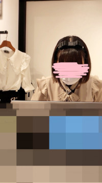 お買い物①デカパイ